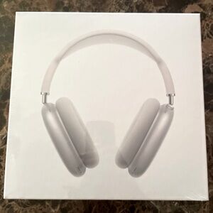 Brand New Sealed Apple AirPods Max - Silver | Unmatched Sound Experience